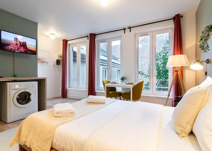 Hypercentre-gares: Superbe Equipe * ליל